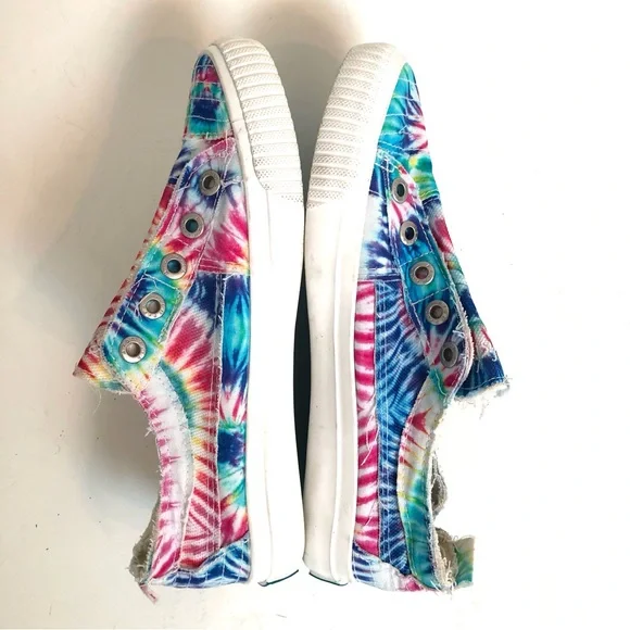 BLOWFISH Malibu Playbuzz Tie Dye Slip-On Sneaker - EUC - Picture 7 of 13